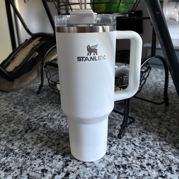 Stanley - Picture 1 of 1